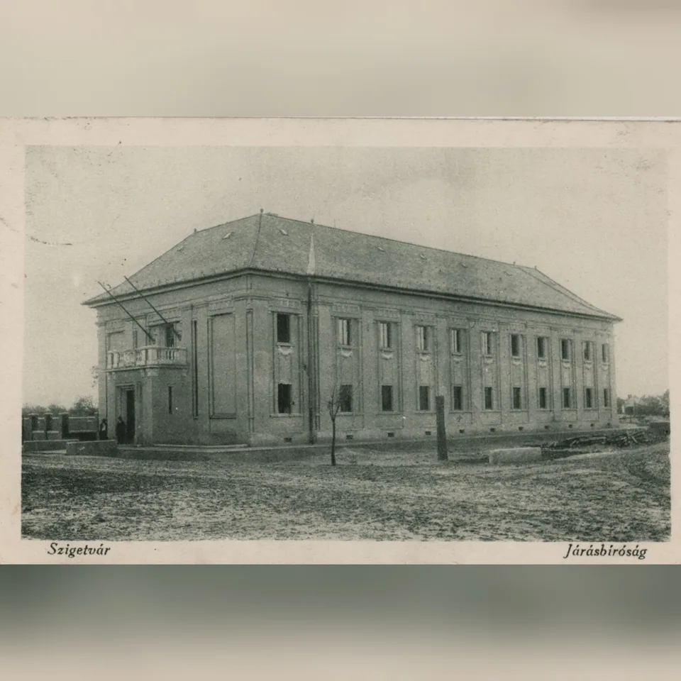 A szigetvári járásbíróság épülete az 1930-as években