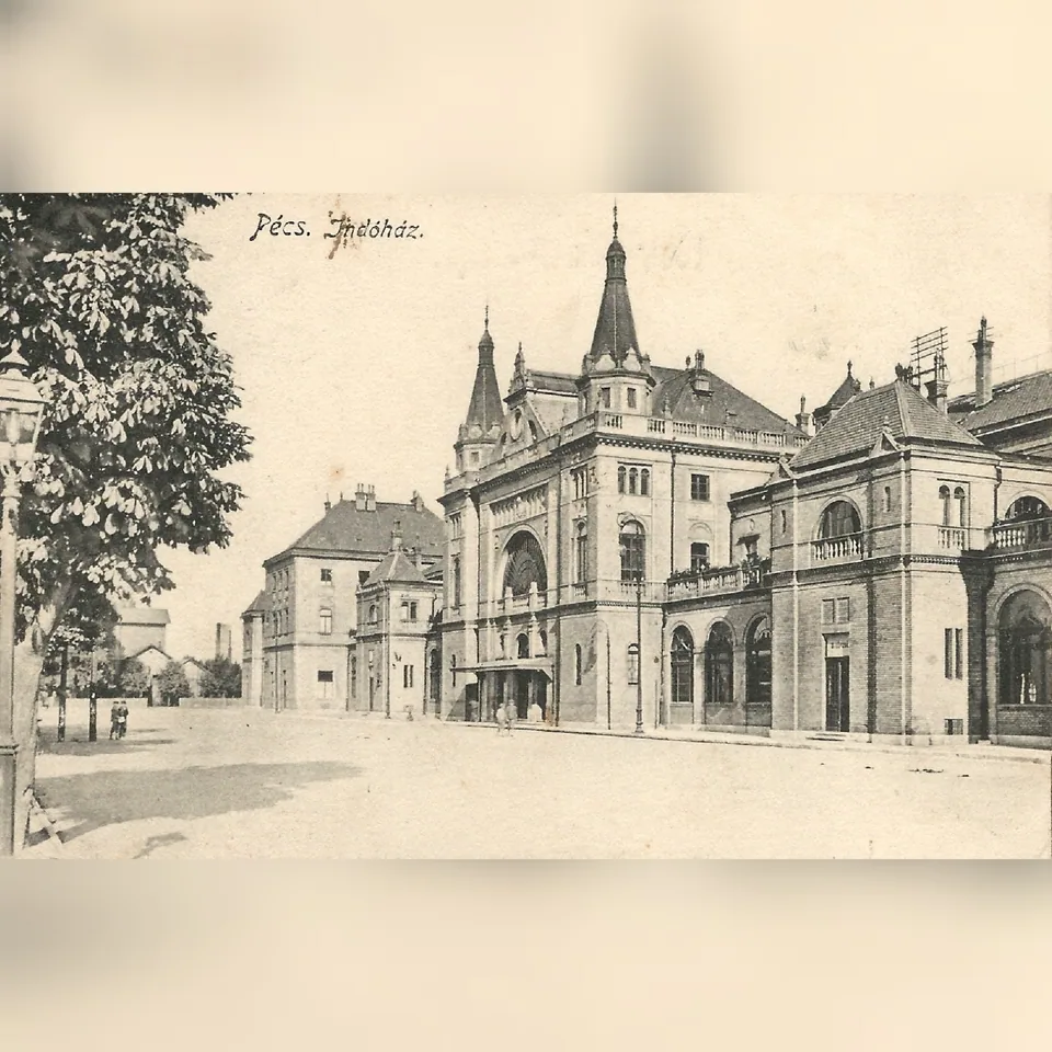 A pécsi vasútállomás főépülete 1914 körül