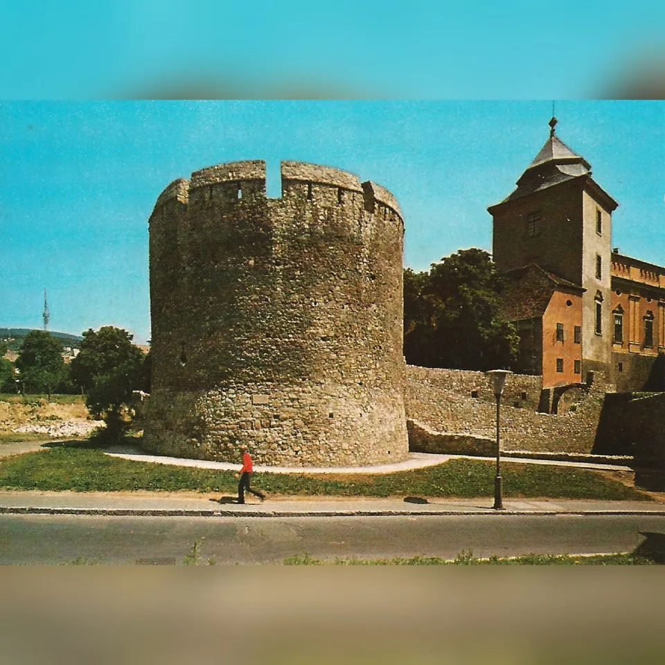 A pécsi Barbakán az 1970-es években
