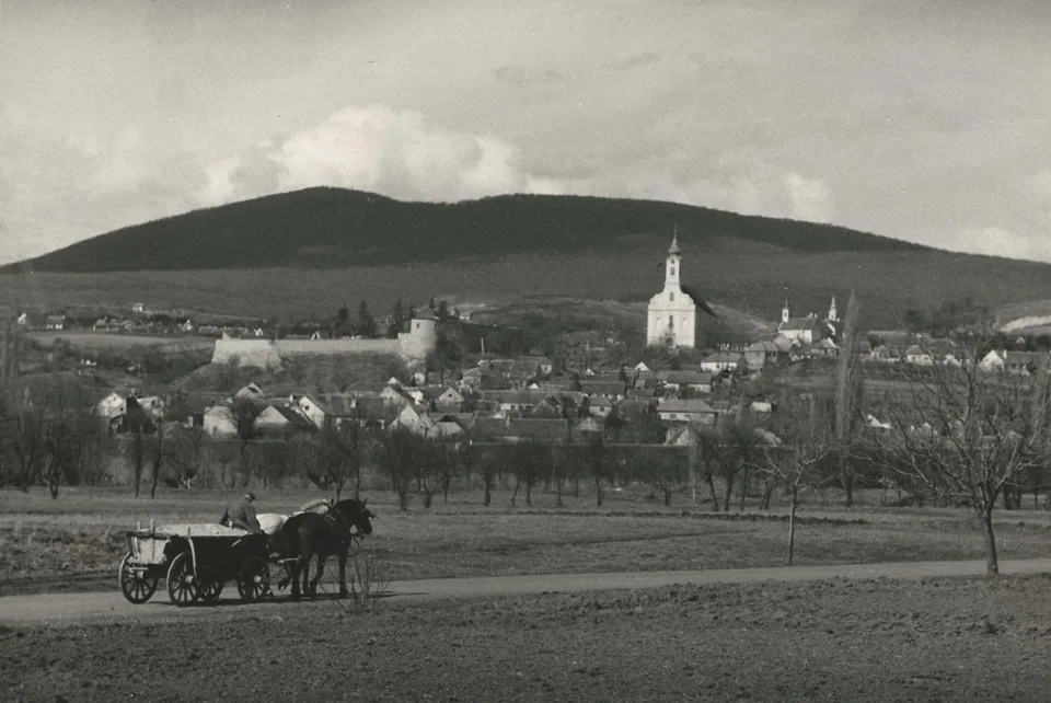 Pécsvárad látképe 1960 körül